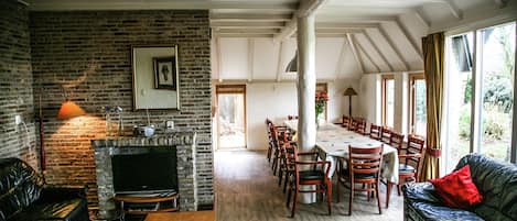 House | Dining