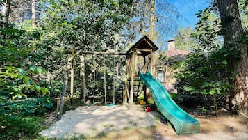 Villa | Children's area