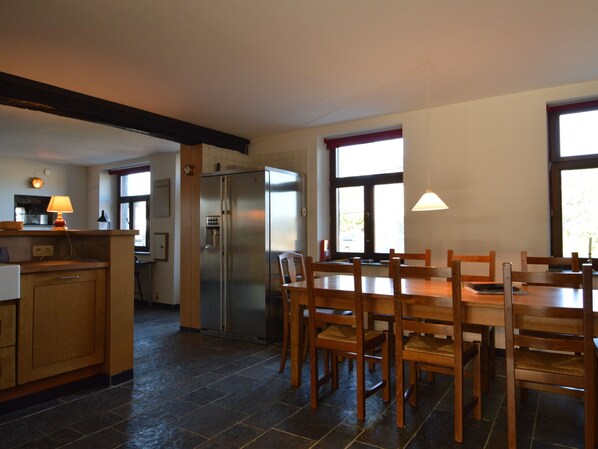 House | Dining