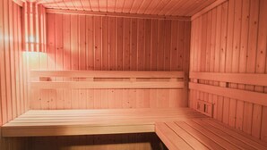 Spa - Cozy Holiday Home with Sauna & Hot Tub by Small Lake (Tiendeveen)