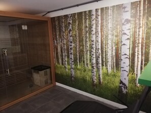3 bedrooms, individually furnished, bed sheets