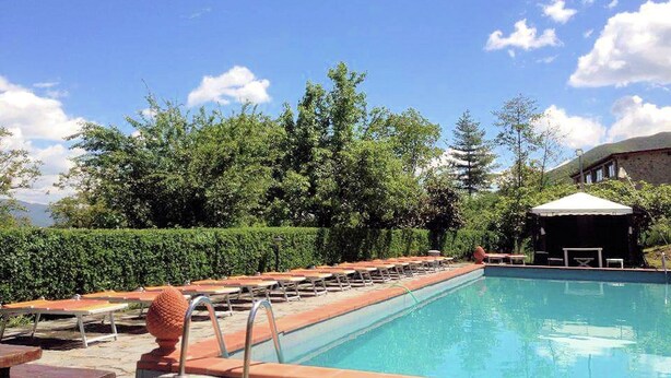 House | Exterior - Holiday Home in Camporgiano With Garden, Bbq, Swimming Pool (Camporgiano)