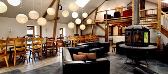 ホリデーホーム イン マイヤーローデ ウィズ テラス