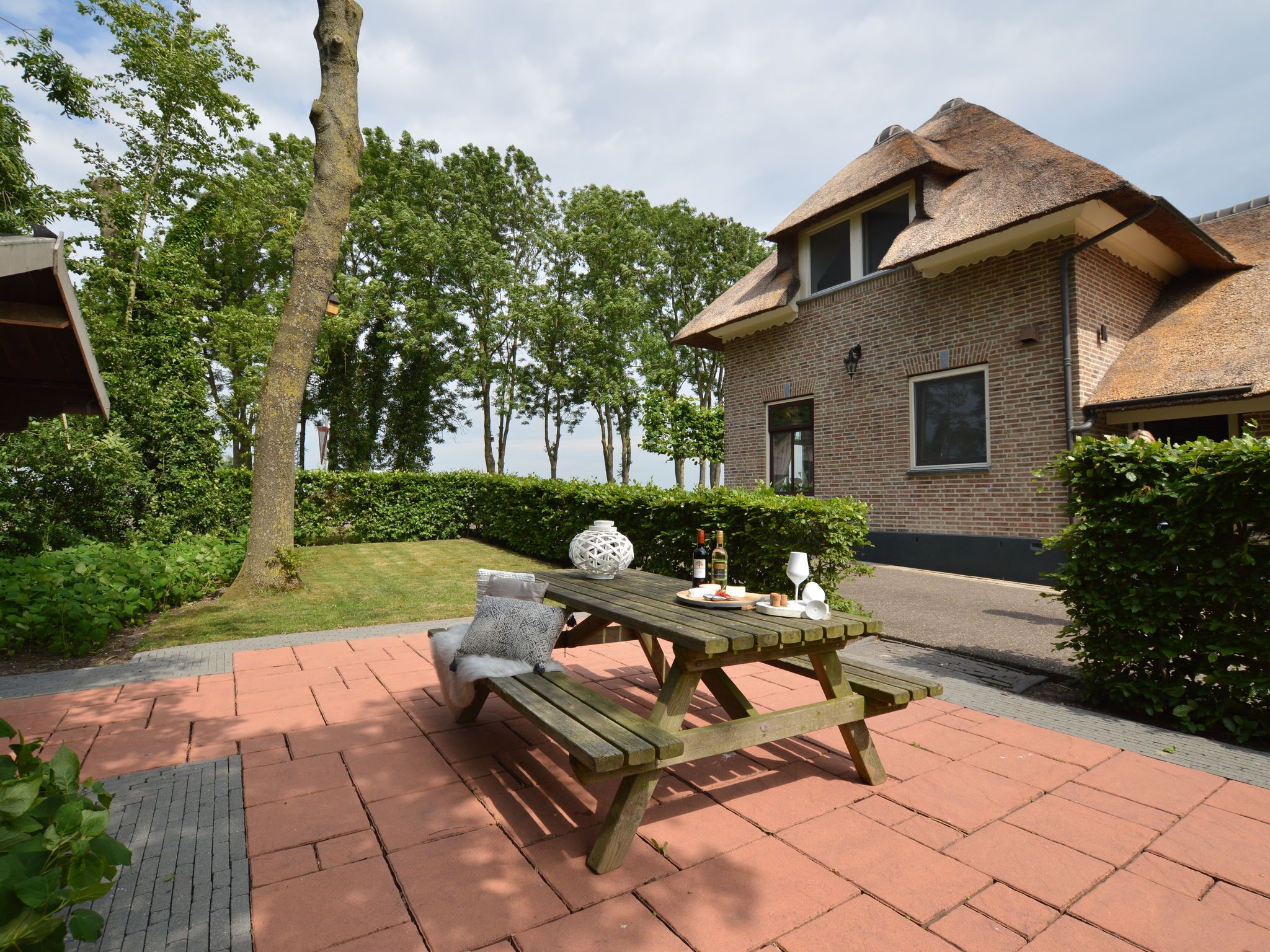 House | Balcony