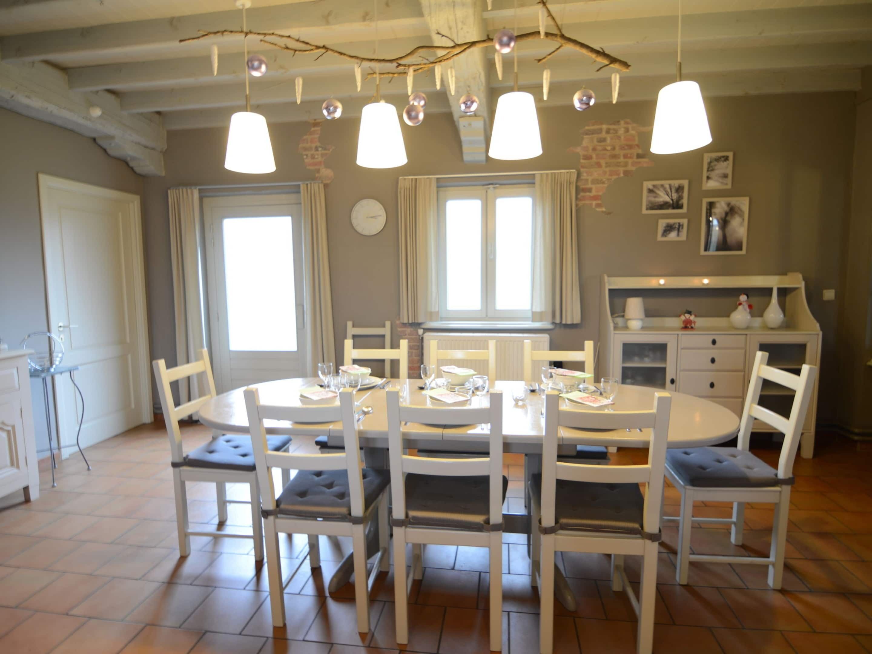 House | Dining