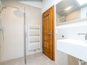 Apartment | Bathroom - Grand Apartment in Walchen With Garden (Piesendorf)