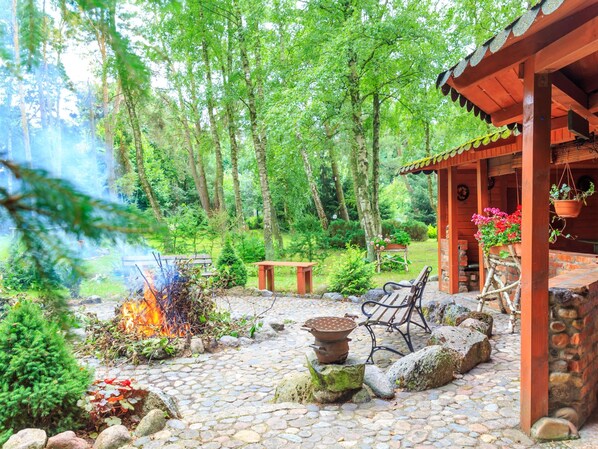 Apartment | Exterior - Cottage in Rusko Near Beaches and Pool (Darlowo)