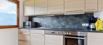 Sunlit Apartment near Ski Area in Hollersbach im Pinzgau