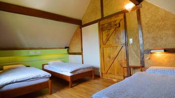 House | 2 bedrooms, individually furnished, bed sheets