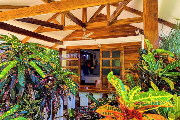 Kamar, pemandangan laut | Teras/patio