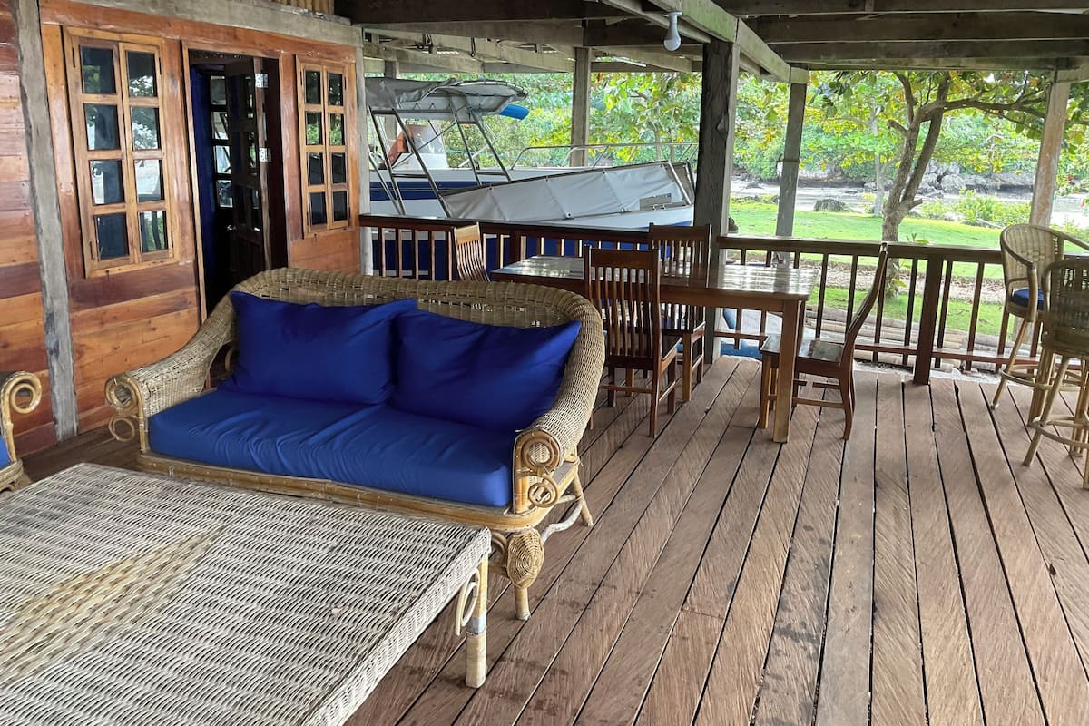 Boat House Beach Front | Terrace/patio