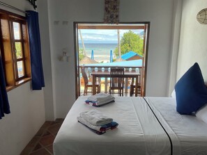 Egyptian cotton sheets, premium bedding, in-room safe, blackout curtains - Rainbow Bay Beach and Dive Resort (Siquijor)
