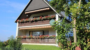 Unclassified image, 2 of 14, button - Cozy Apartment near Forest in Hullersen (Einbeck)