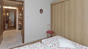 Unclassified image, 3 of 14, button - Cozy Apartment near Forest in Hullersen (Einbeck)