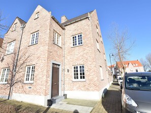 Exterior - Luxurious Home in a Quiet Neighbourhood Near the sea and the Centre of Knokke (Knokke-Heist)