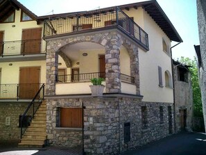 Exterior - Quiet Location in a Little Town in the Mountains, 30km From the Lake (Ossimo)