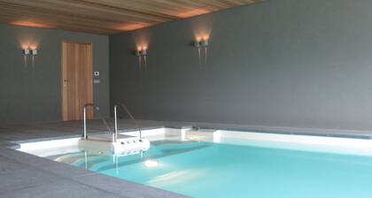 Beernem Farmhouse With Pool