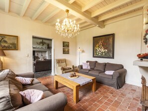 House | Living room - Beernem Farmhouse With Pool (Beernem)