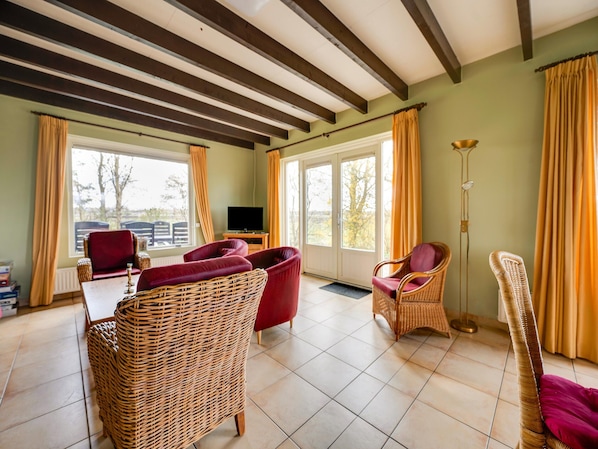House | Living room