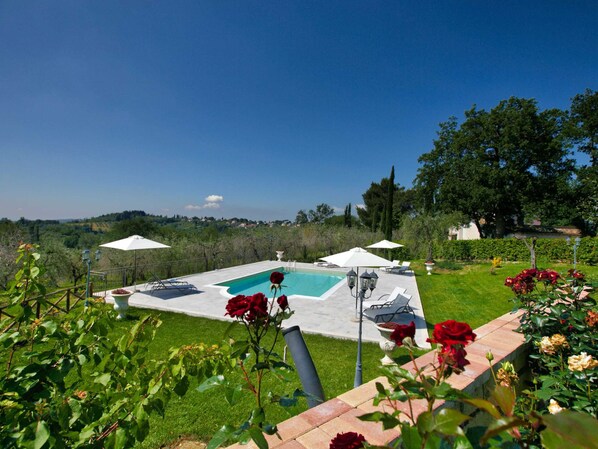 House | Pool | Outdoor pool - Holiday Home in Selci With Saltwater Pool (Selci)