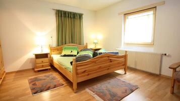 Apartment | 2 Schlafzimmer, individuell eingerichtet