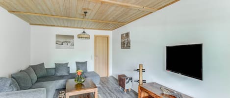 House | Living room