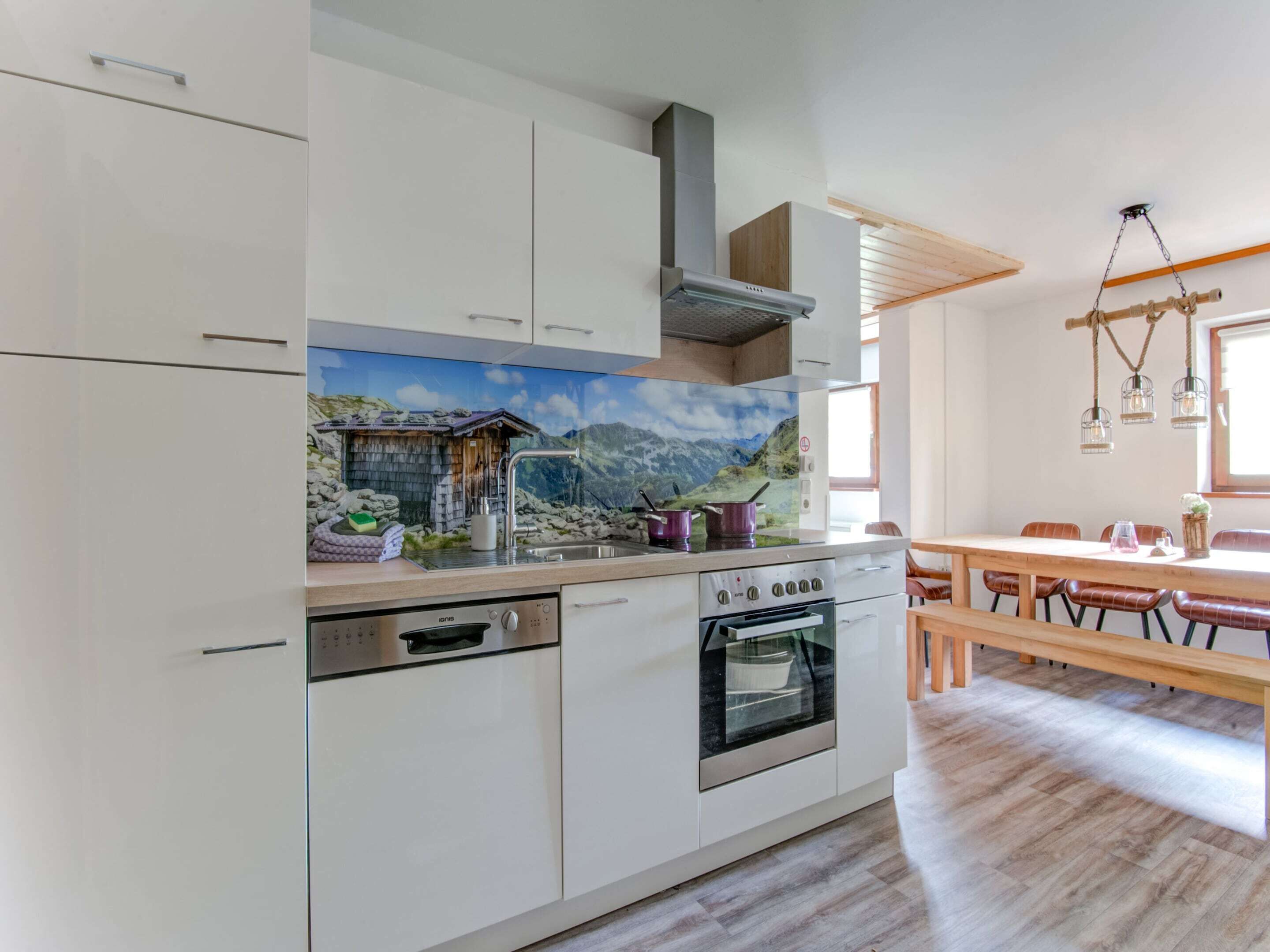 Ferienhaus | Eigene Küche | Wasserkocher, Toaster, Hochstuhl, Kochgeschirr/Geschirr/Besteck