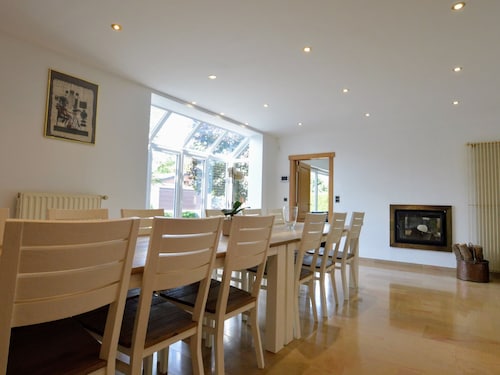 Spacious Villa in Zingem With Garden