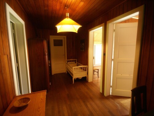 Sunlit Holiday Home With Fireplace in Saint-léonard