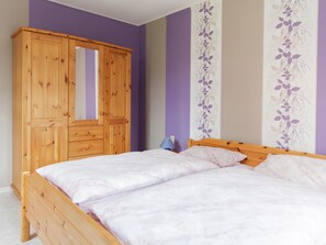 2 bedrooms, individually furnished, bed sheets - Charmante Ferienwohnung Katja in Morbach-hoxel (Morbach)