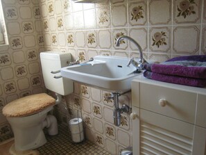 Apartment | Badezimmer | Dusche