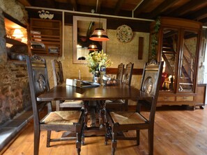 House | Dining - Gouvets Family Retreat (Gouvets)