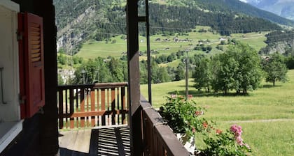 Cozy Stay Near Aletsch