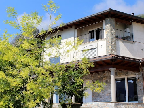 Ello Apartment for Lake Adventures