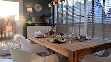 House | Dining
