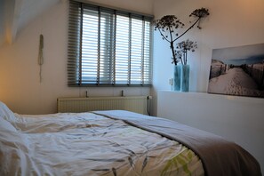 하우스 | 3 개의 침실, 각각 다르게 가구 비치, 다리미/다리미판, 침대 시트