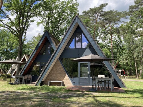 Family Bungalow by the Fen