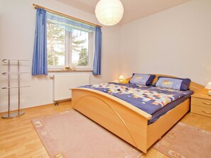 Apartamento | 1 dormitorio, mobiliario individual, ropa de cama