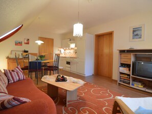 Apartment | Eigene Küche | Hochstuhl