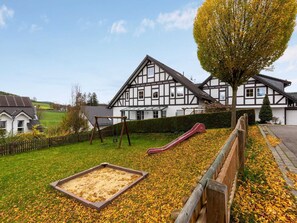 Apartment | Exterior - Apartment on the Edge of the Forest (Eslohe)