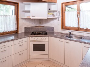 House | Private kitchen | High chair