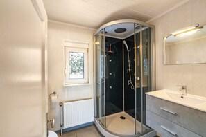 House | Bathroom