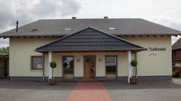 Apartment | Exterior