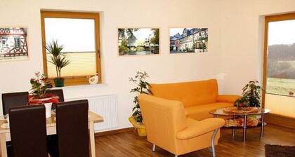 Apartment in Mtsrz With Garden
