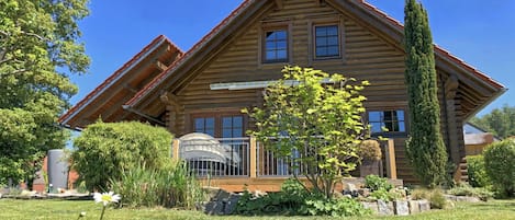 House | Exterior