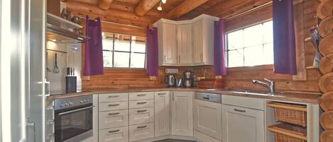 House | Private kitchen | Highchair
