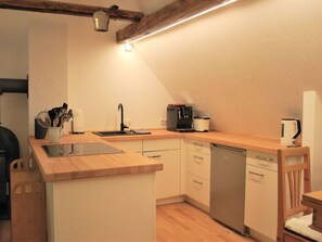 Apartment | Private kitchen - Relaxing Watermill Hideaway (Heringen)