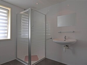 Ferienhaus | Badezimmer