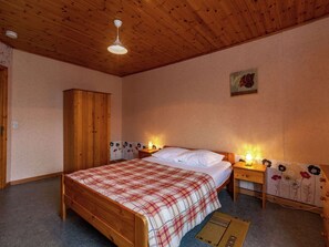 Ferienhaus | 5 Schlafzimmer, individuell eingerichtet, Bettwäsche
