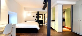 Chic Mansion in Robertville